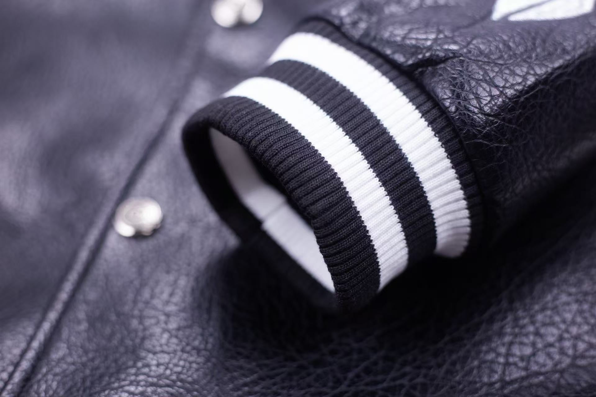 Embroidered Sleeve Varsity Jacket - Black Streetwear Coat 5577